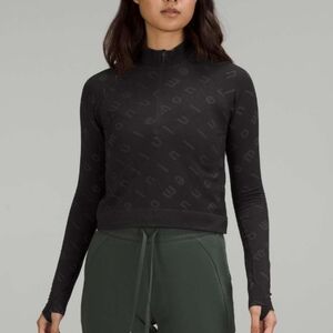 Lululemon Rest Less Cropped Half Zip Logo Letter Black/Graphite Grey Size 16